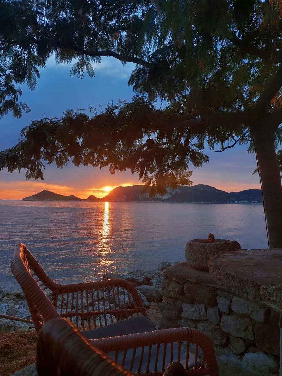 Villa Hidden Paradise Agios Georgios Pagon